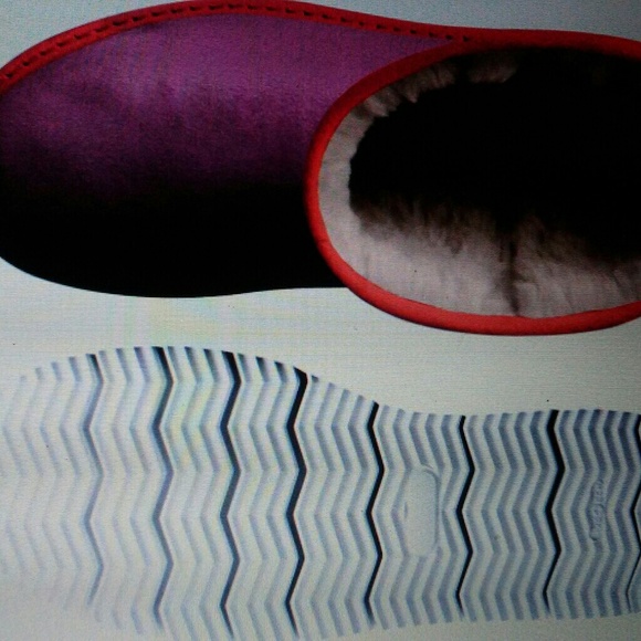 Women boots - Picture 3 of 3